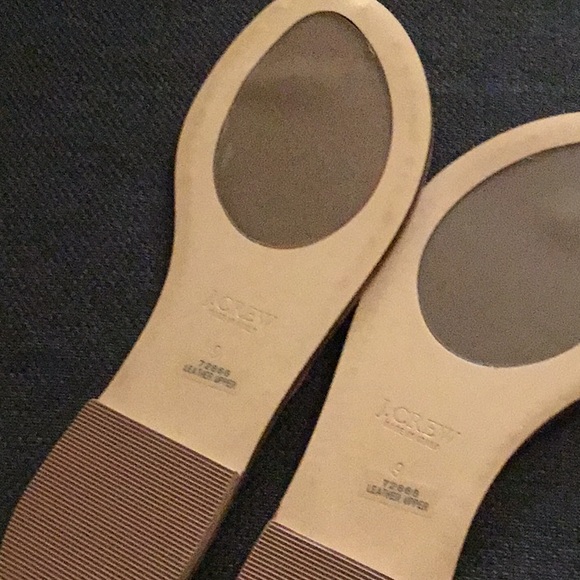 Flats - Picture 3 of 5